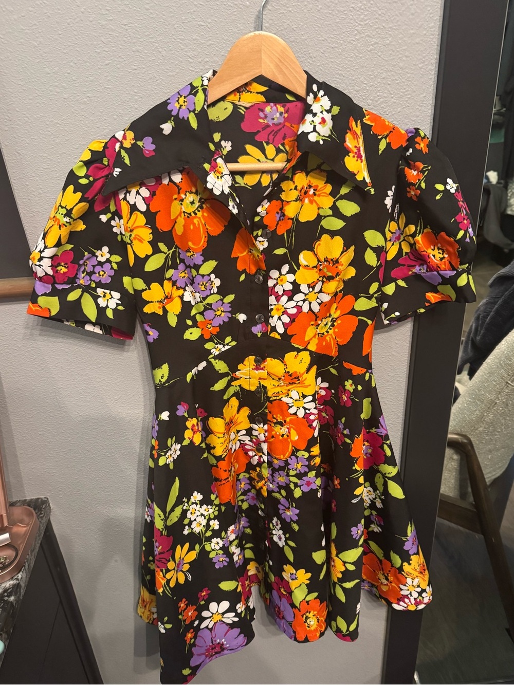 Retro Vintage Floral Button-Front Fit & Mini Flare Dress Bold 70’s Style 🌺 - Picture 3 of 14